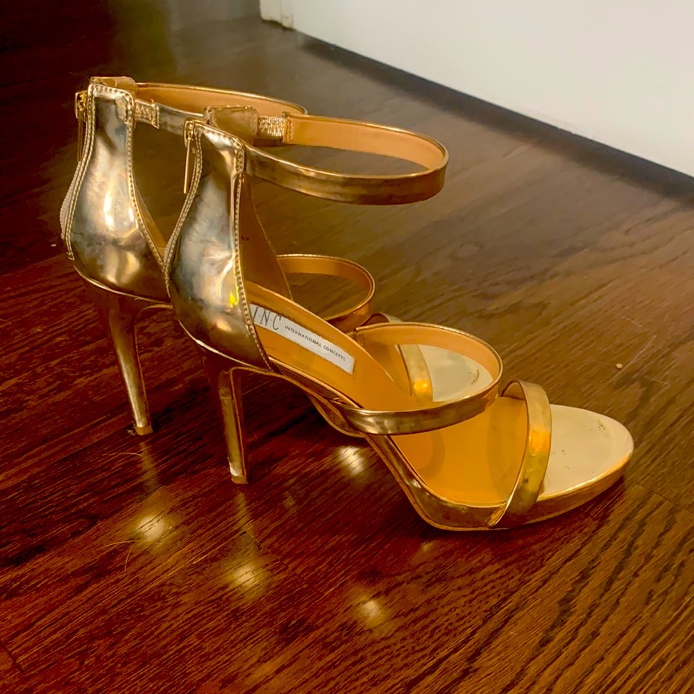INC International Concepts Gold Heels